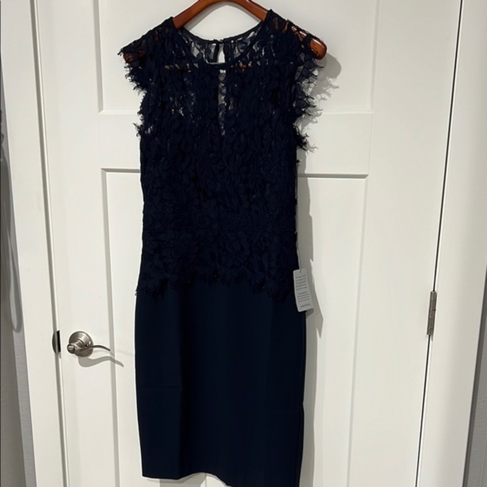 Vince Camuto Elegant Navy Lace Dress Sz 8